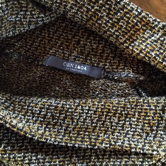 Short Sleeve Slouchy Cowl Neck Sweater - Picture 5 of 6